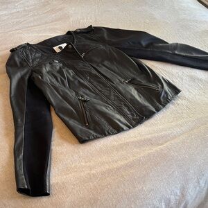 Hinge leather jacket